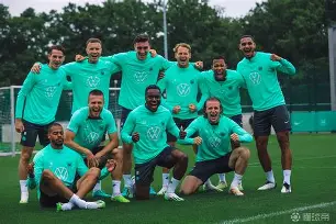 九游体育官方网站-赛后埃因霍温伤情更新塞维利亚转会期遗憾出局，这一次真的赛后皇家社会备战欧超杯